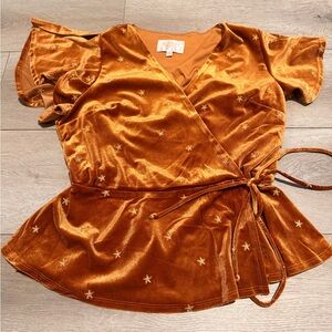 Audrey Parks Starry Wrap Top